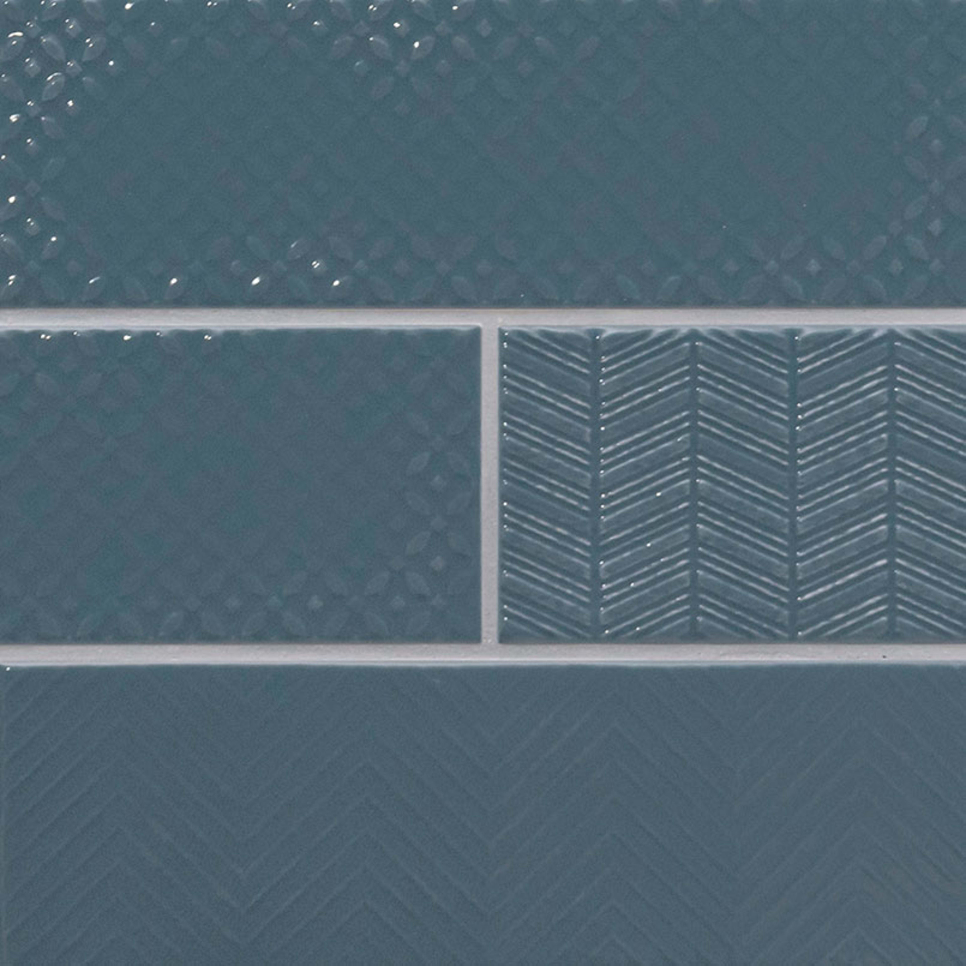 Urbano in Navy 3d Mix Tile