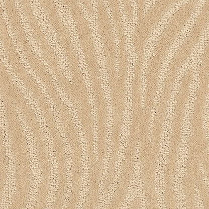 Lively Glamour in Magnolia Blossom Carpet