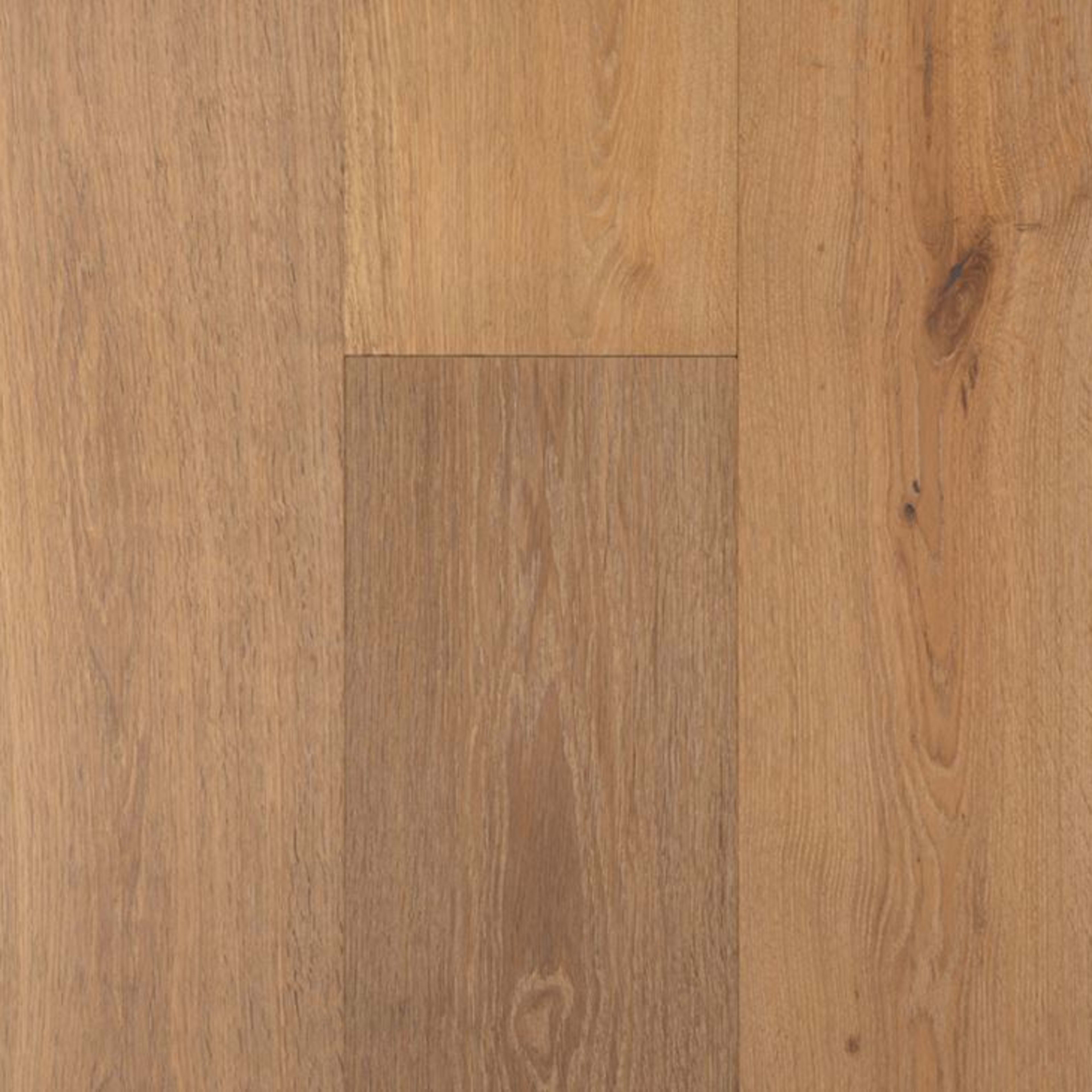 Tresor in Jolie Hardwood