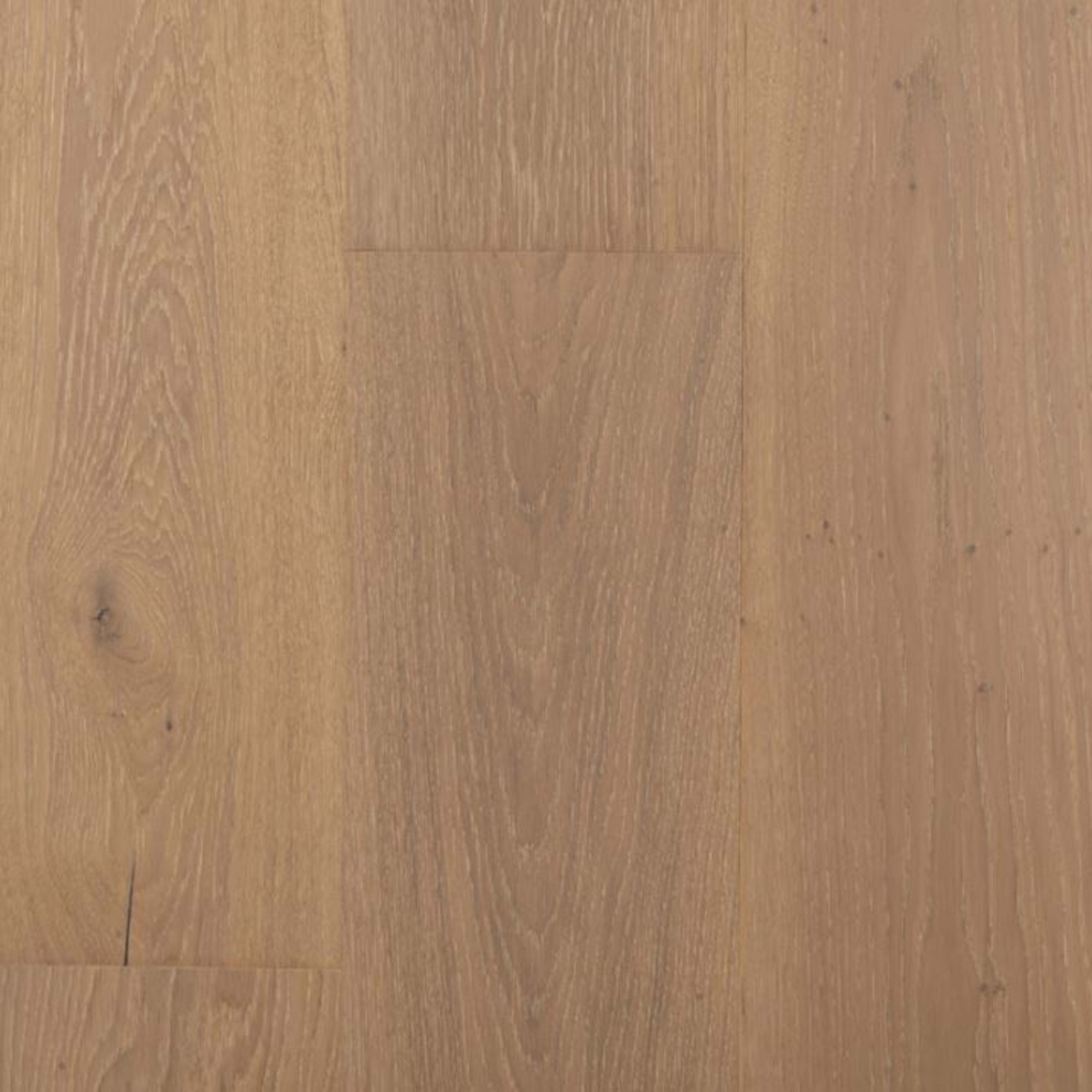 Tresor in Rondo Hardwood