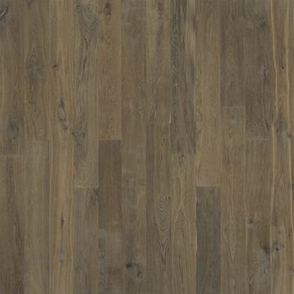 Novella in Emerson Oak