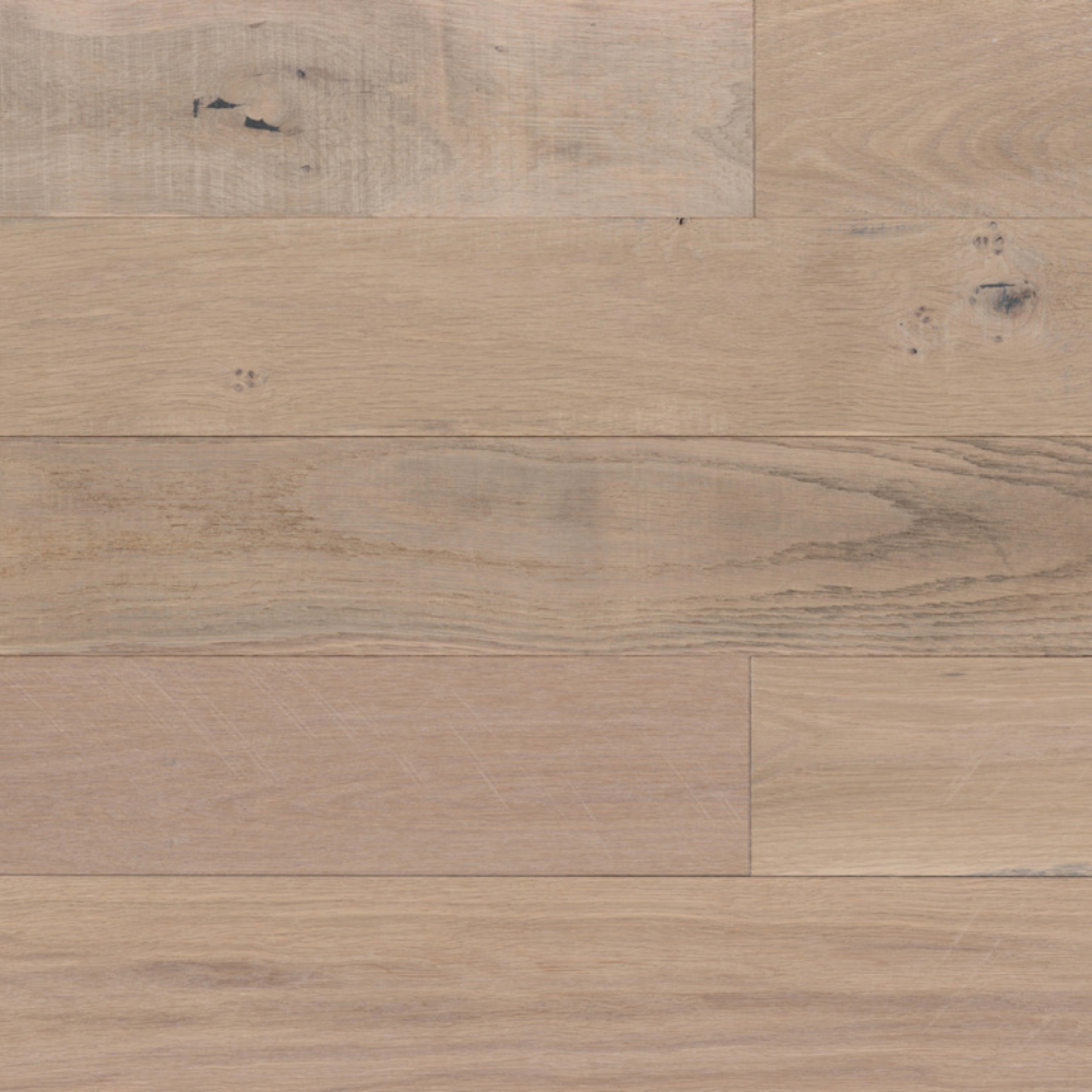 Saybrook in Prospect - Reclaimed Hardwood