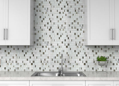 Dazzle in Bravado Silver