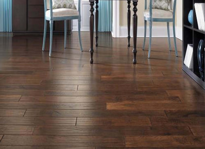 Woodbury in Mocha