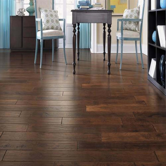Woodbury in Mocha Hardwood