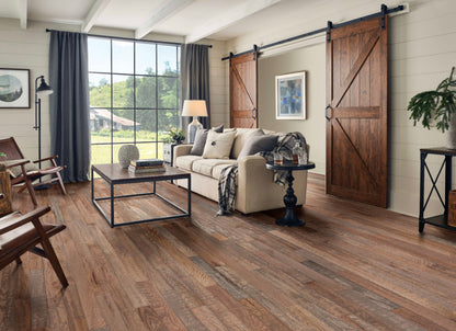 Barnwood Living Red Oak Solid in Monroe 3-1/4"