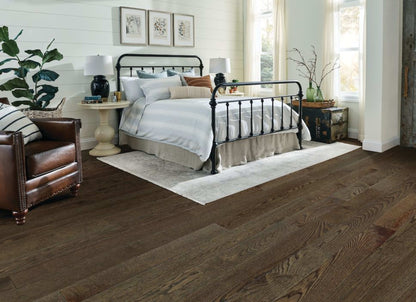 Timberbrushed Red Oak Solid in Mountain Enclave 5"