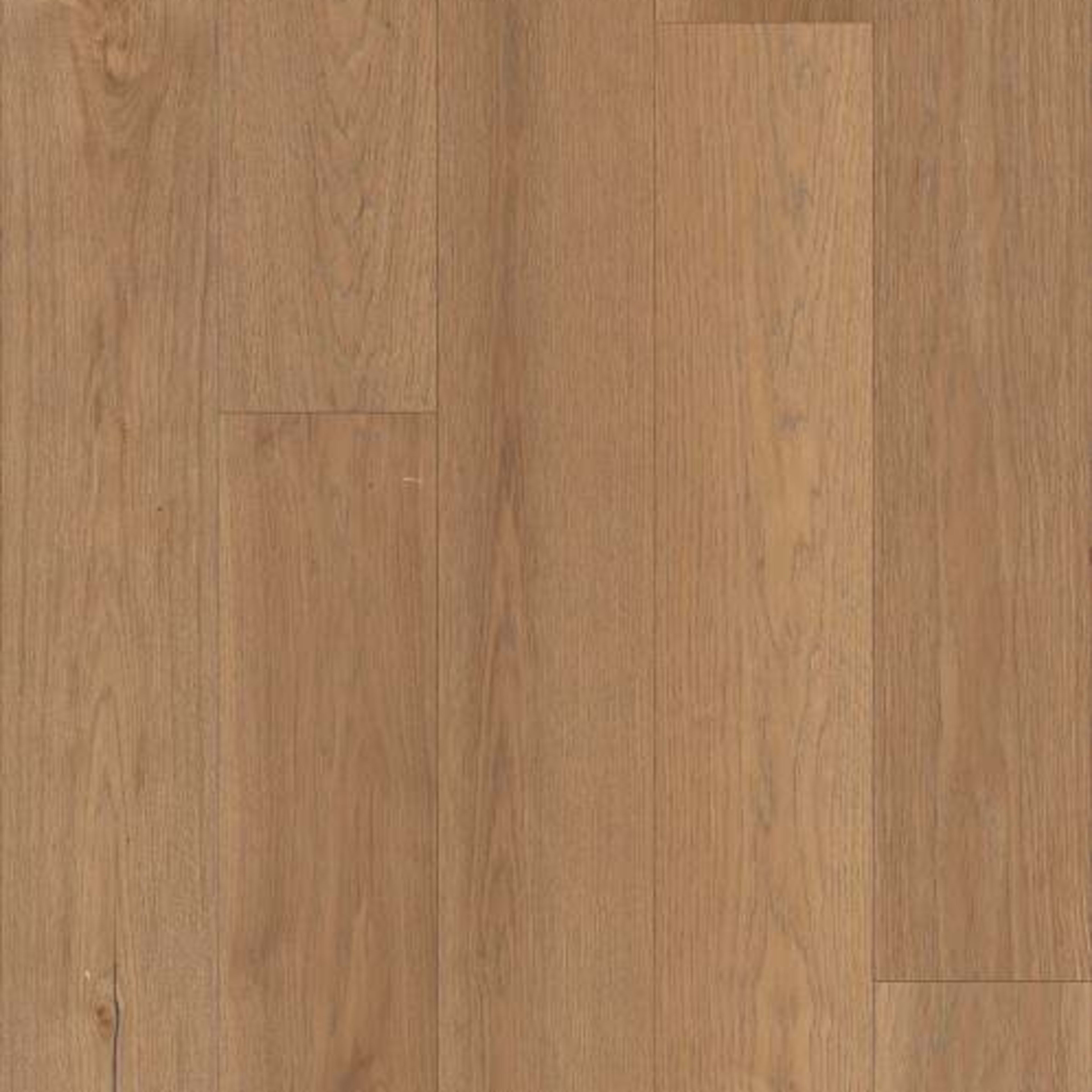 Castlewood Hickory in Highlands Hardwood