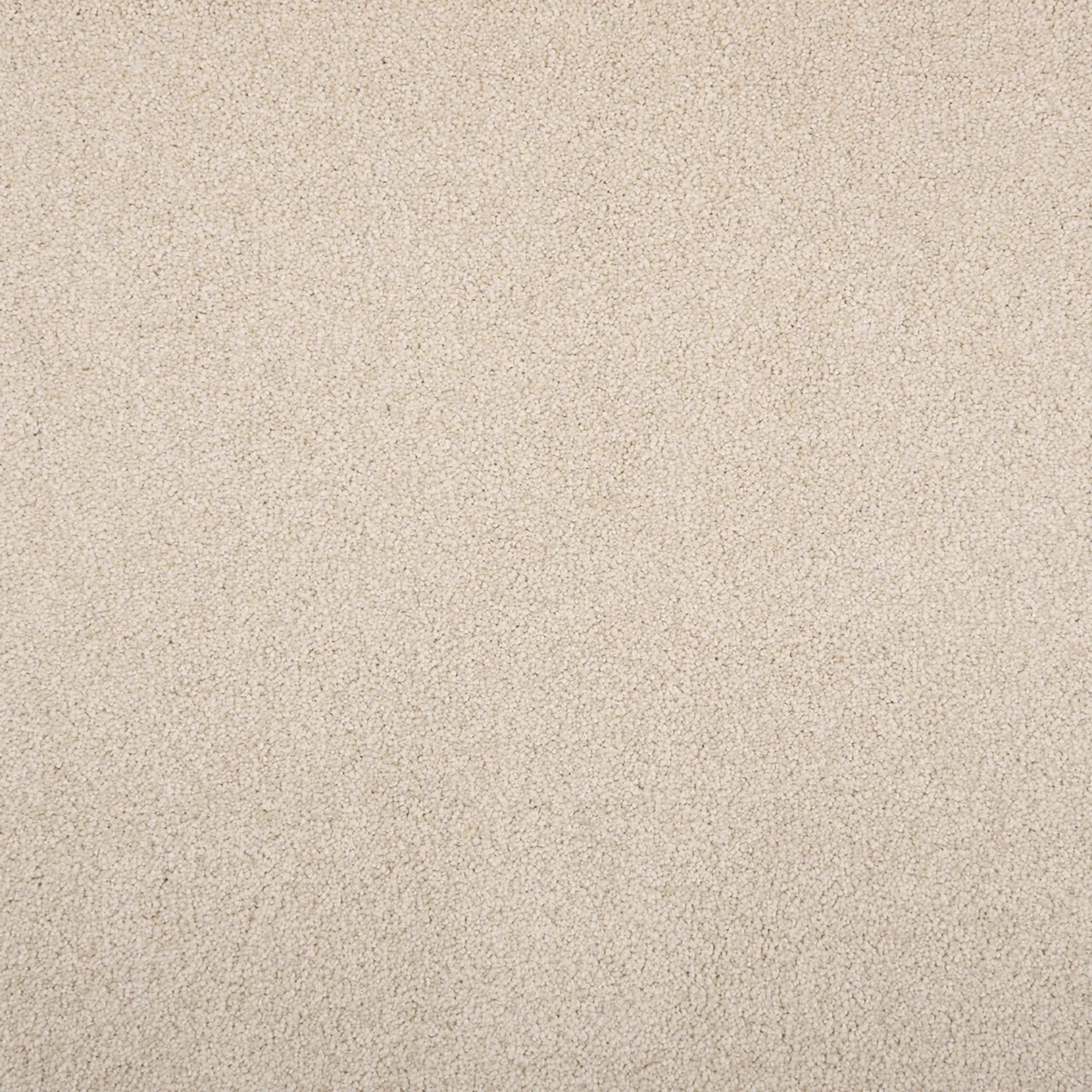 Tristan Plush II in Vanilla Carpet
