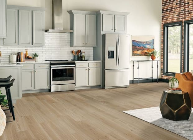 American Charm 6 Vineyard Oak in Napa Beige 6" X 36"