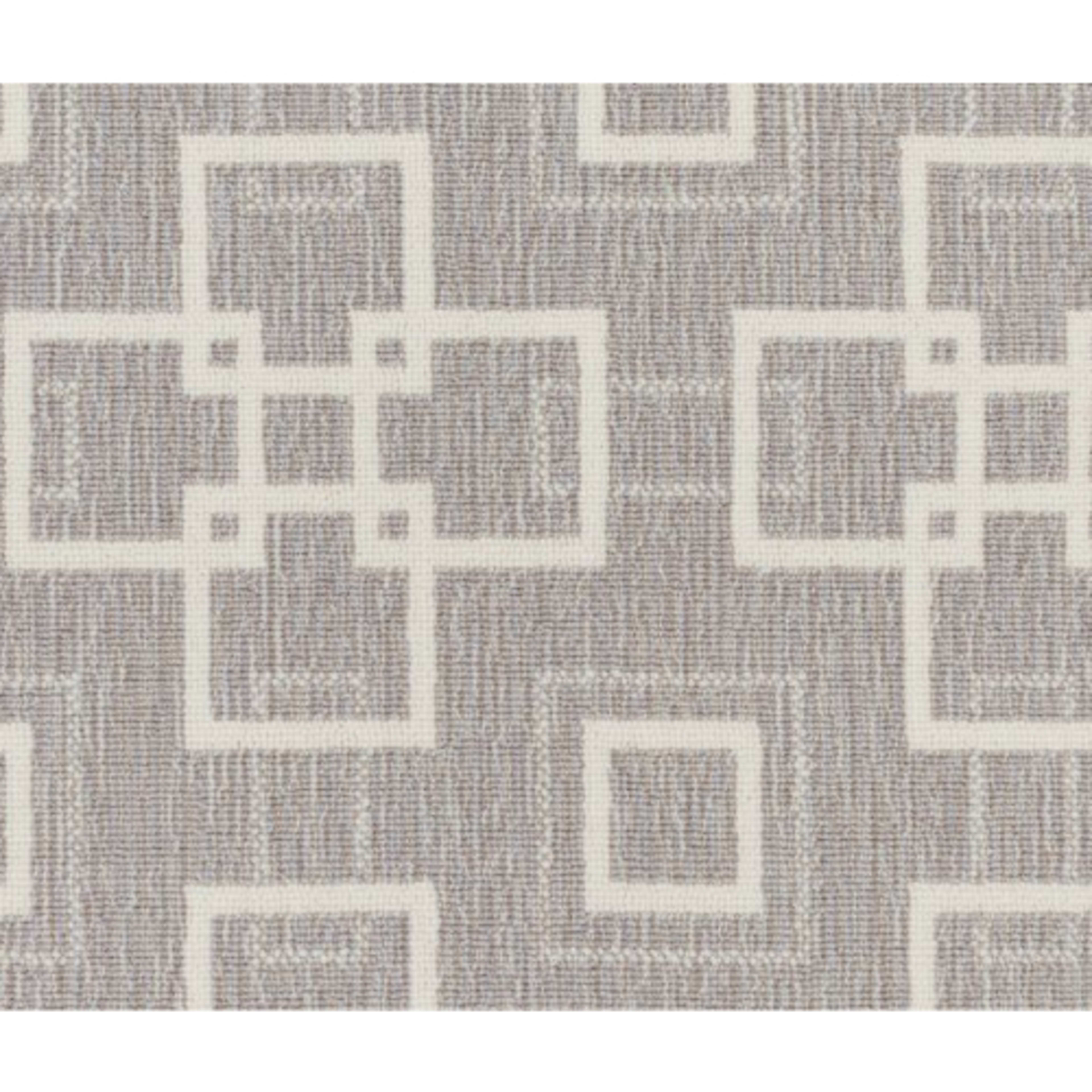 Vonda in Quartz Carpet