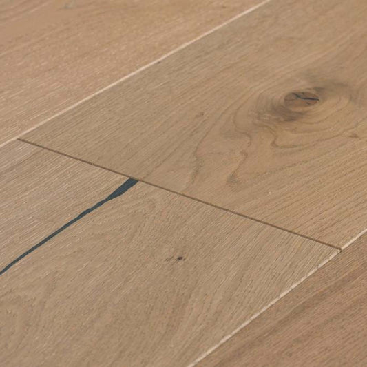 Couture: Katwalk in Barcelona Hardwood