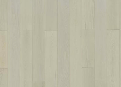 Serenity in Cozy Oak