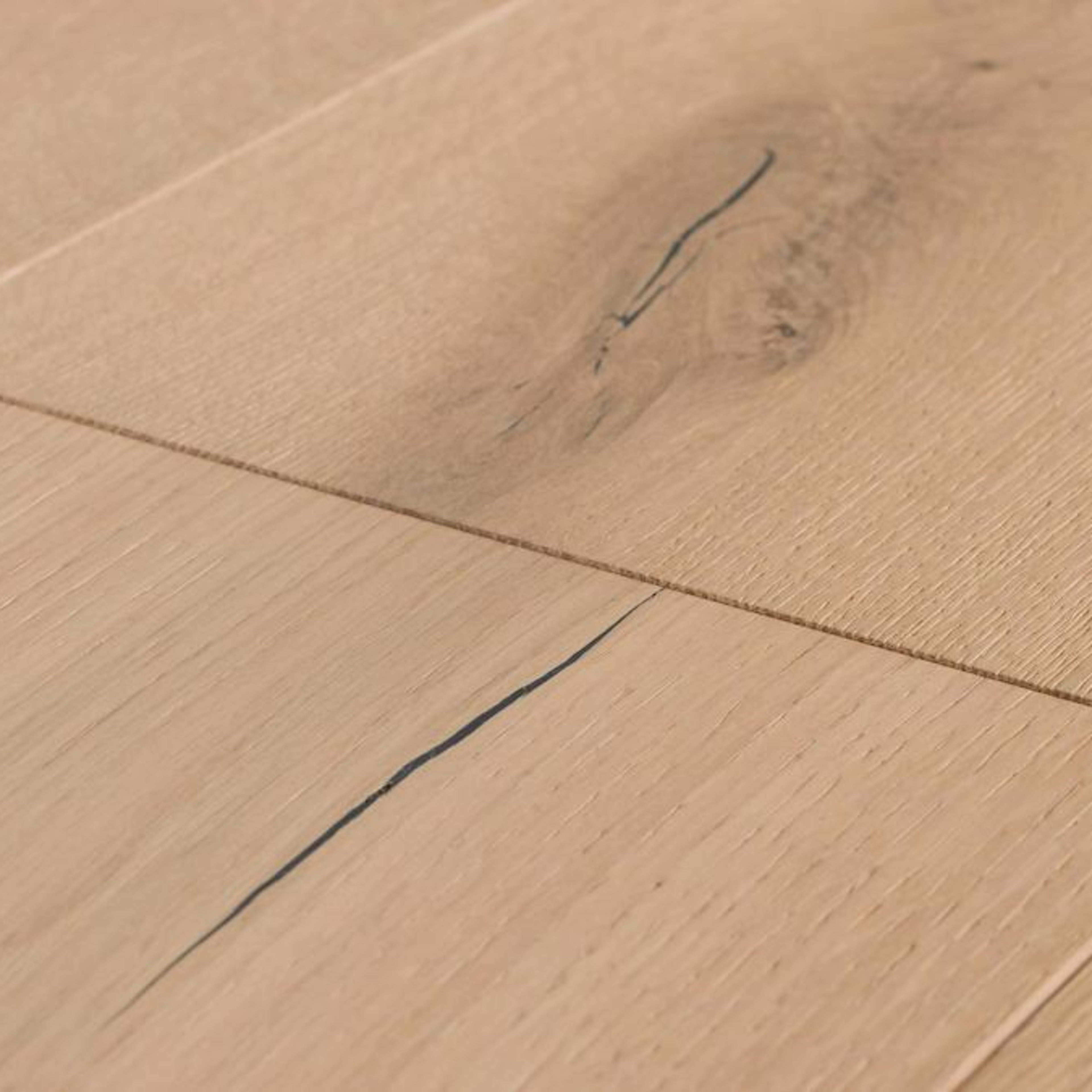Couture: Katwalk in Paris Hardwood