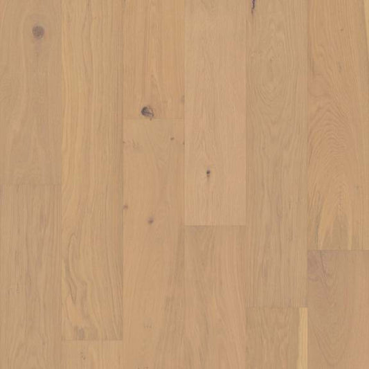 COUTURE OAK in Champagne Hardwood