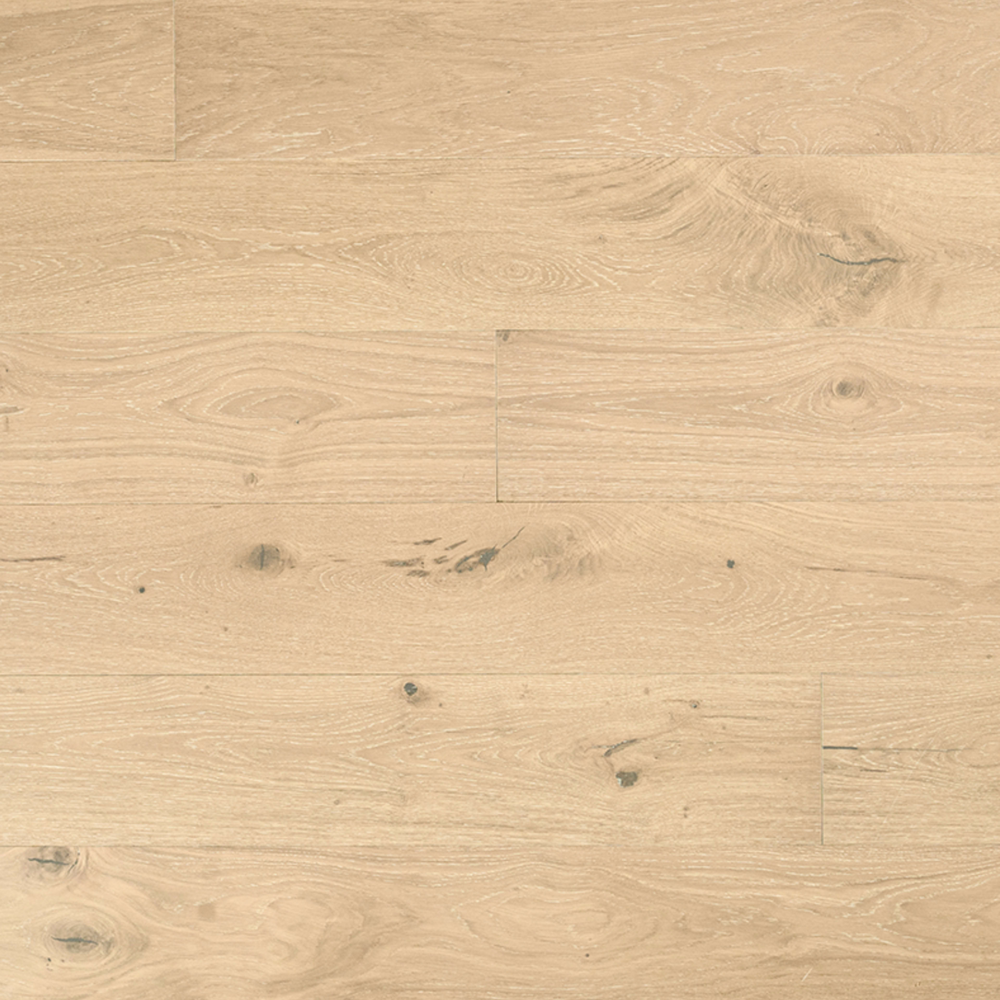 W Hardwood - McCarran in Whitlock Hardwood