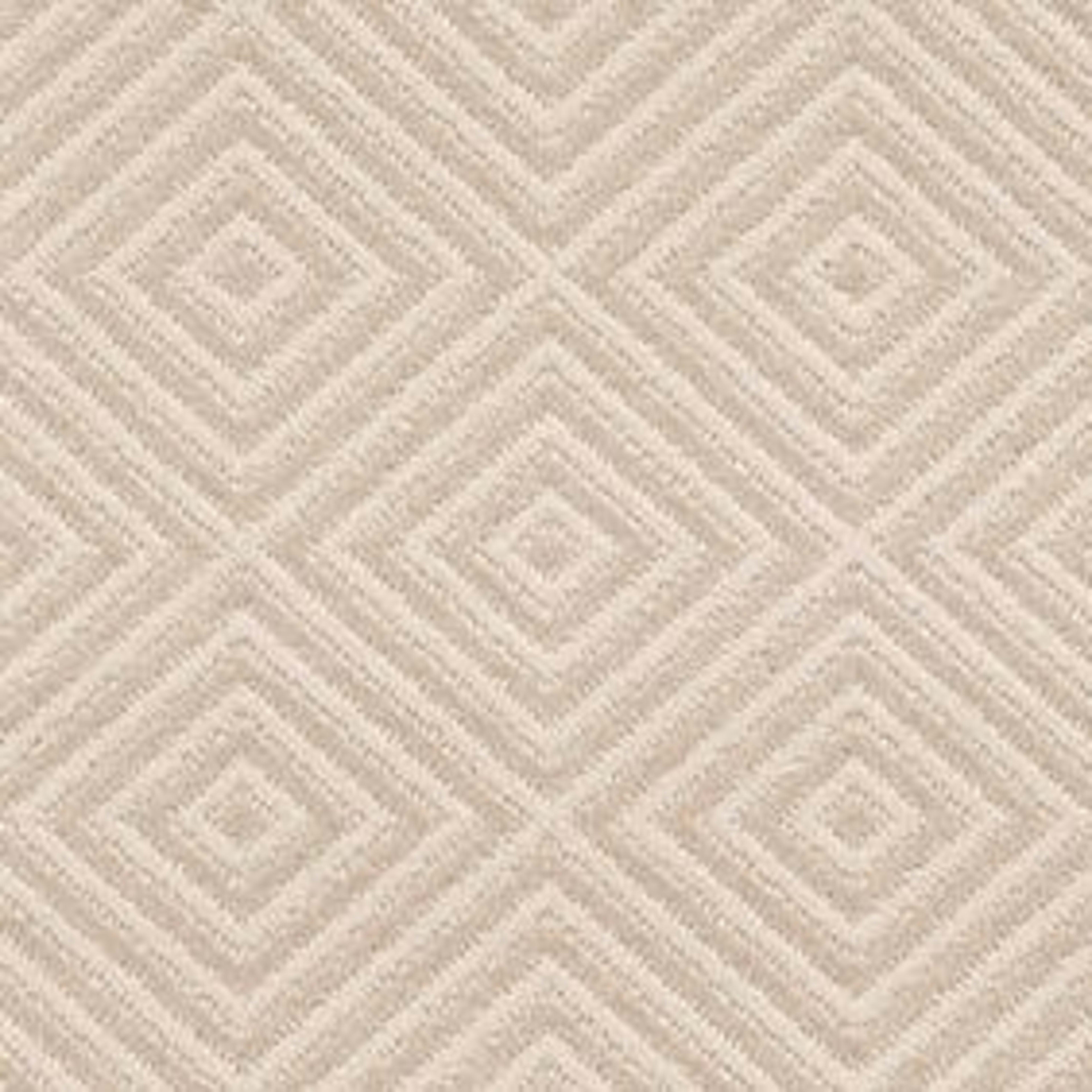 ARISTOCRAT in Daylily Carpet